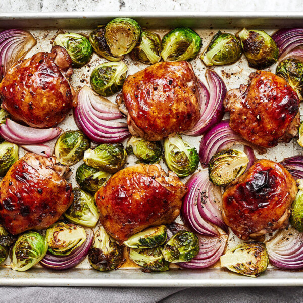 Balsamic sheet pan chicken dinner