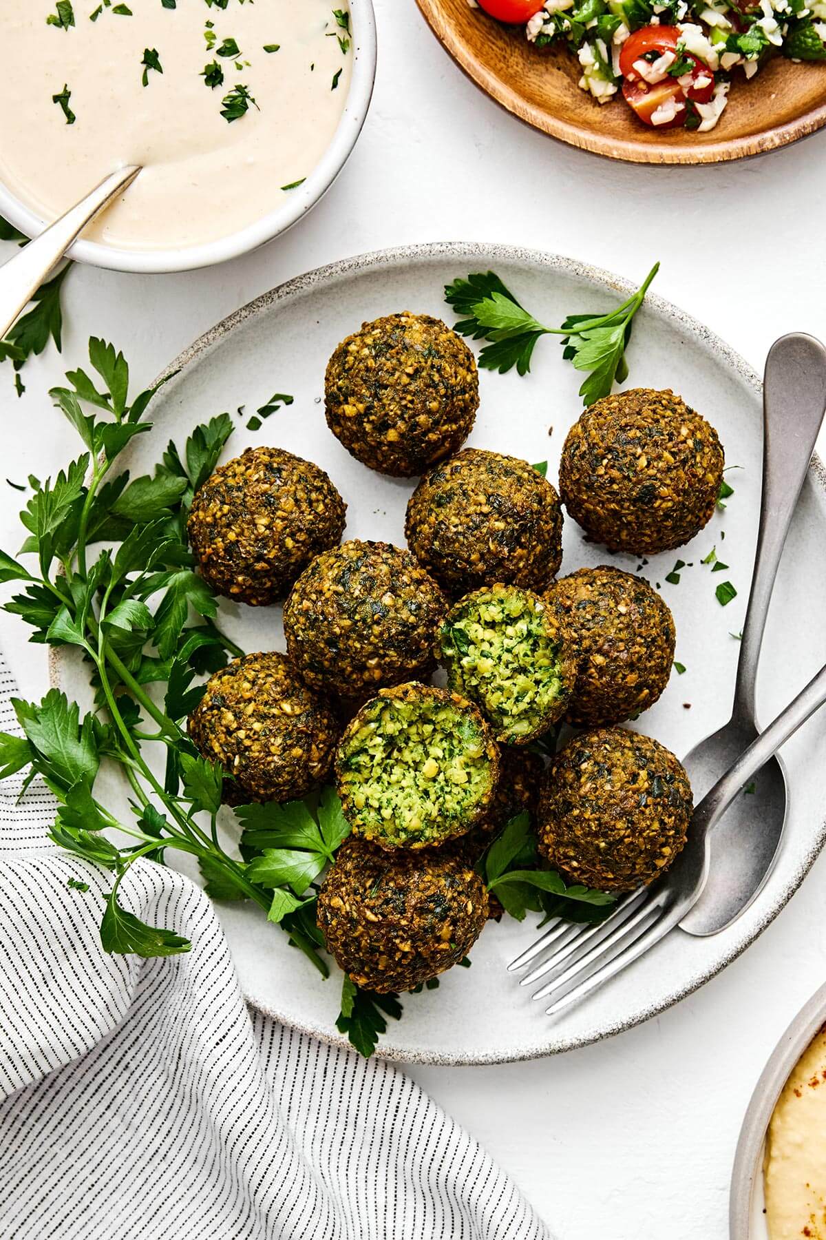 A plate of falafels.