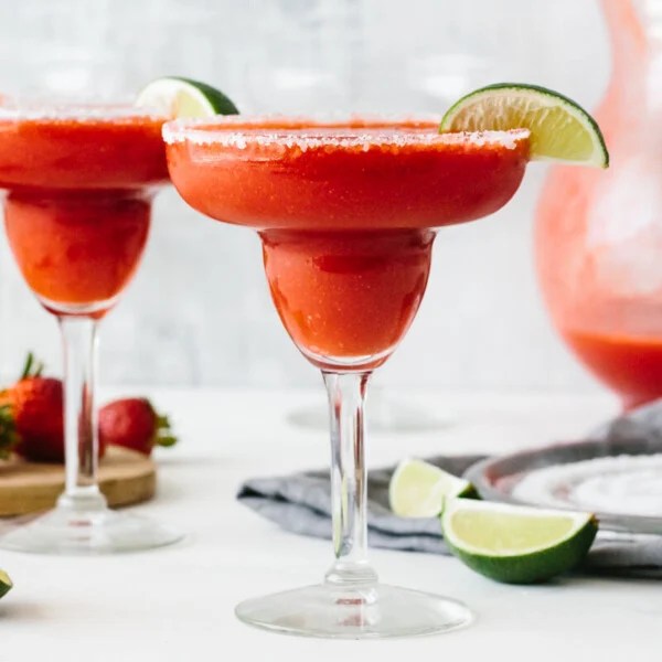 Strawberry margarita in glasses.