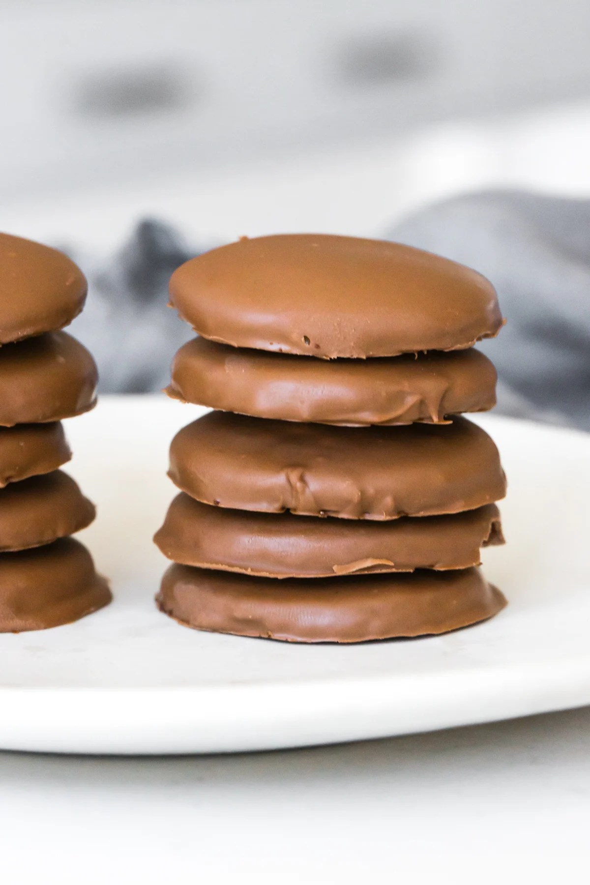 A pile of gluten-free thin mint cookies.