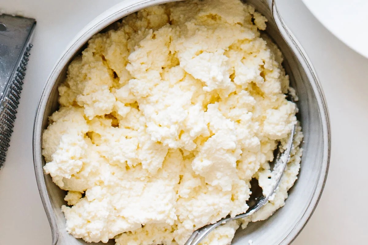 Ricotta mix for zucchini. lasagna in a bowl